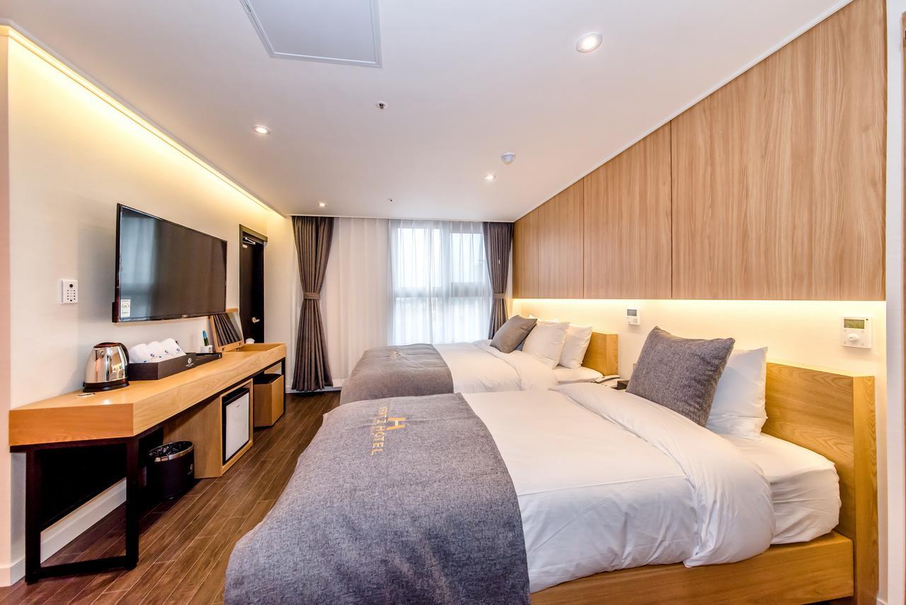Jeju Hertz Hotel Esterno foto
