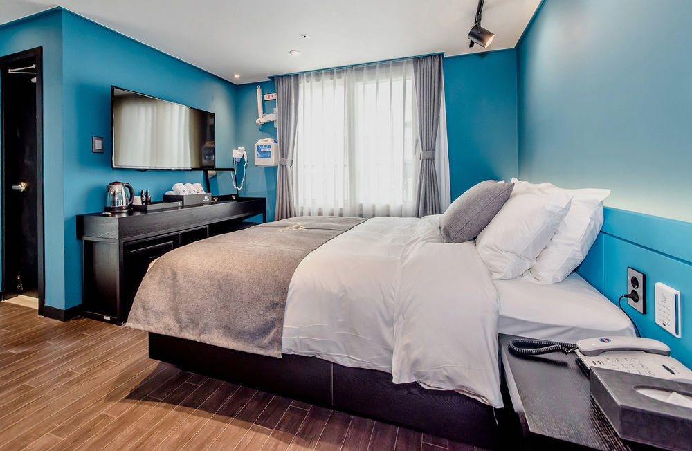 Jeju Hertz Hotel Esterno foto